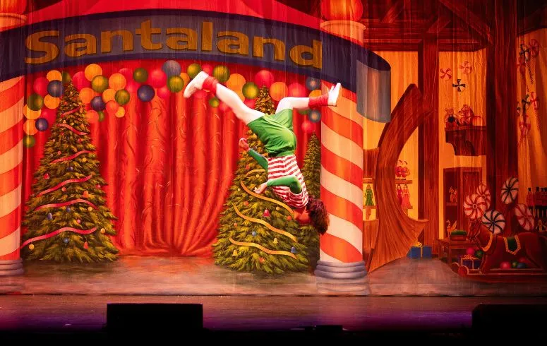 A Very Broadway Christmas - image 2