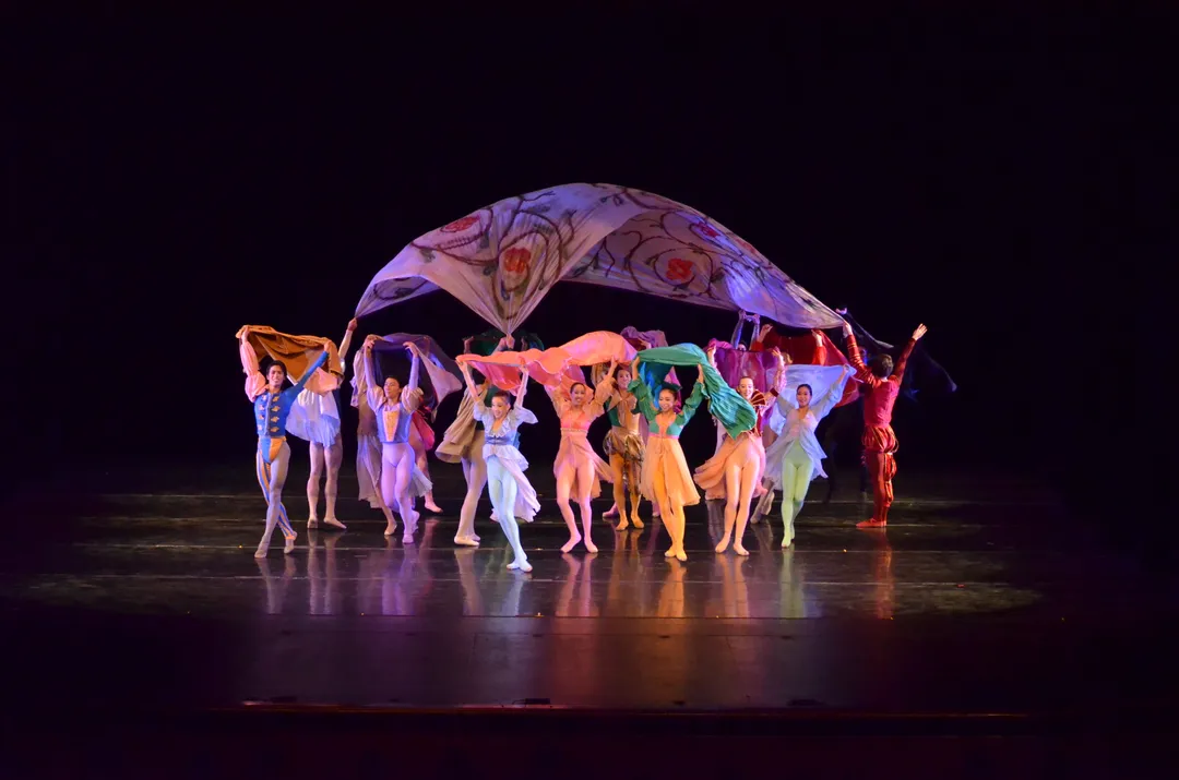 CLASSICAL AND NEOCLASSICAL BALLETS