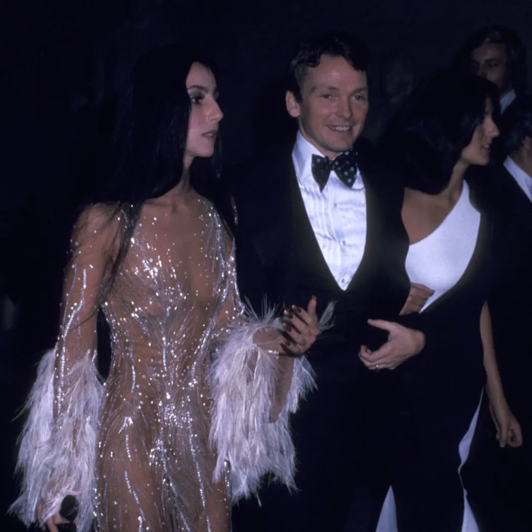 BOB MACKIE: NAKED ILLUSION