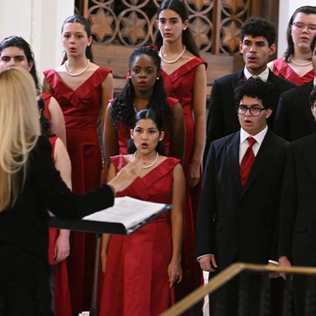 HIGH SCHOOL CHOIR HOLIDAY CONCERT