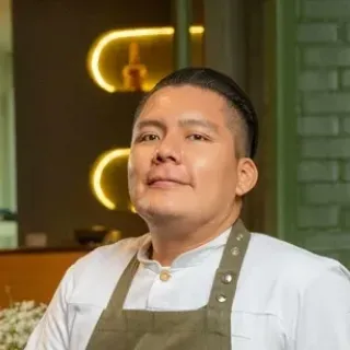 COCINERO URIEL GARCÍA