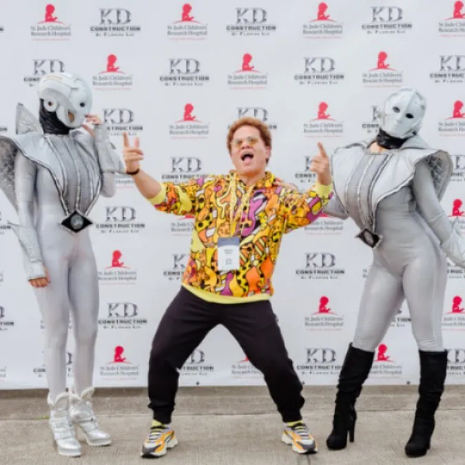 World-renowned artist Romero Britto shares artistic talent with St. Jude Children’s Research Hospital for Inspiration4 mission